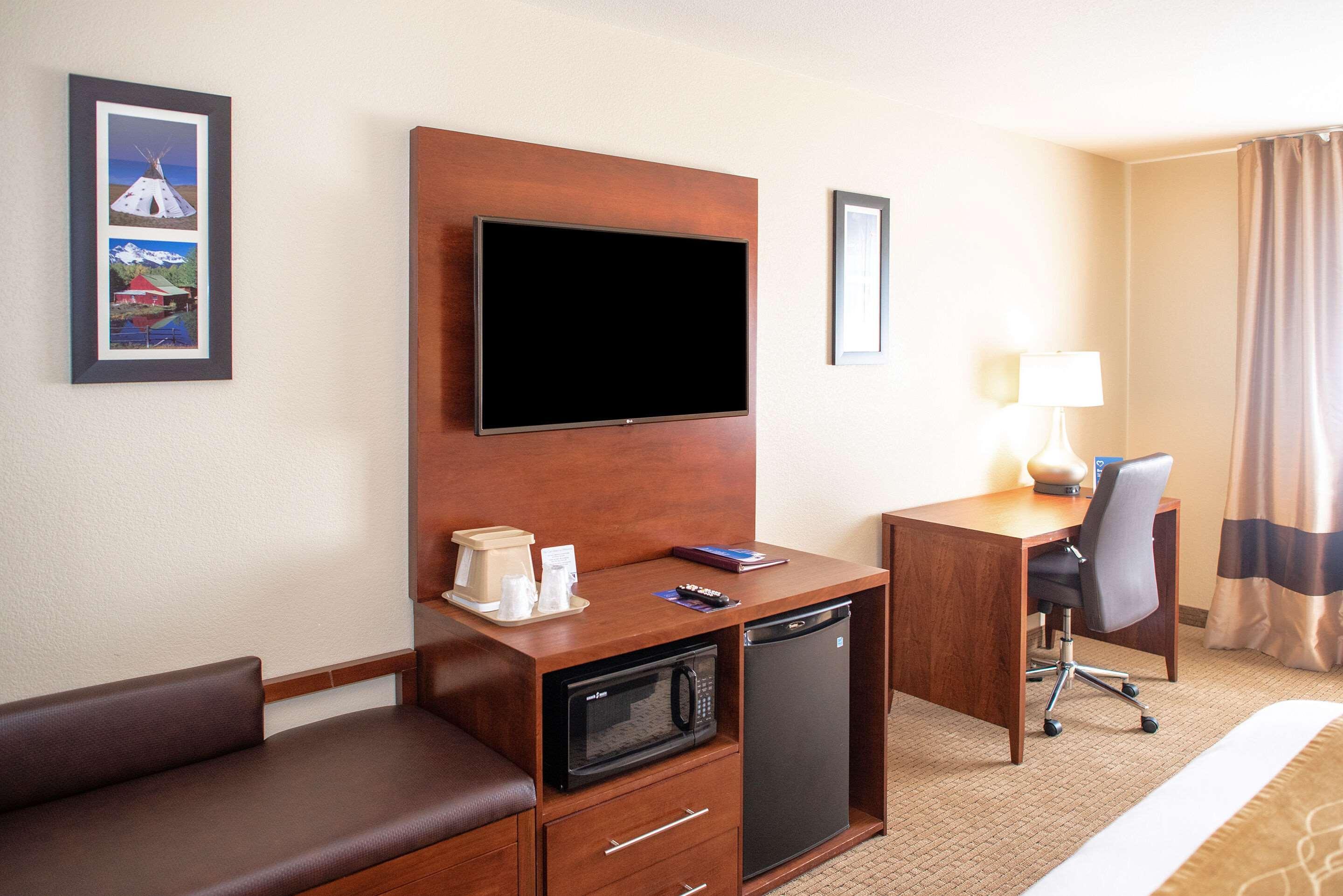 קאסטר Comfort Inn & Suites מראה חיצוני תמונה
