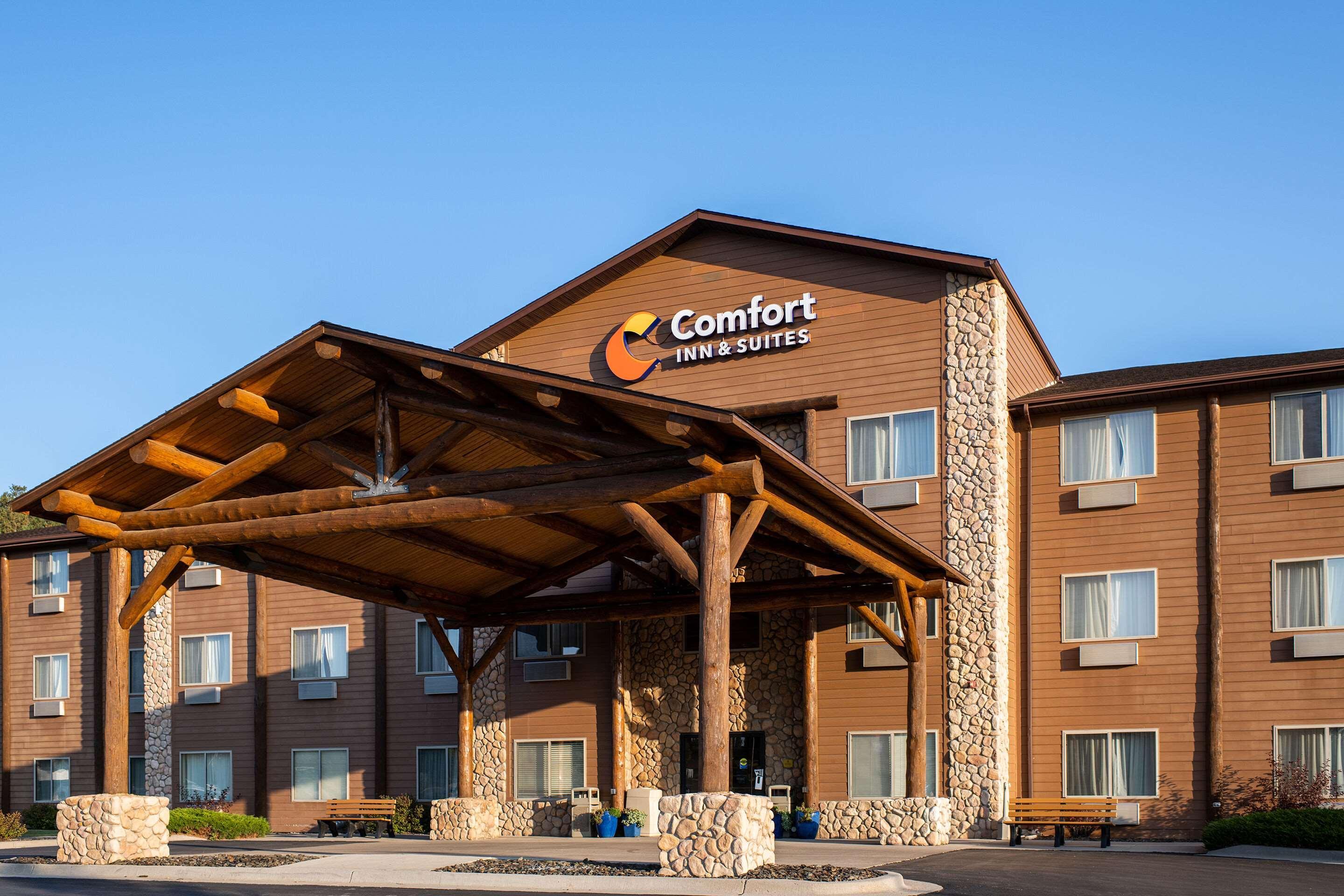 קאסטר Comfort Inn & Suites מראה חיצוני תמונה