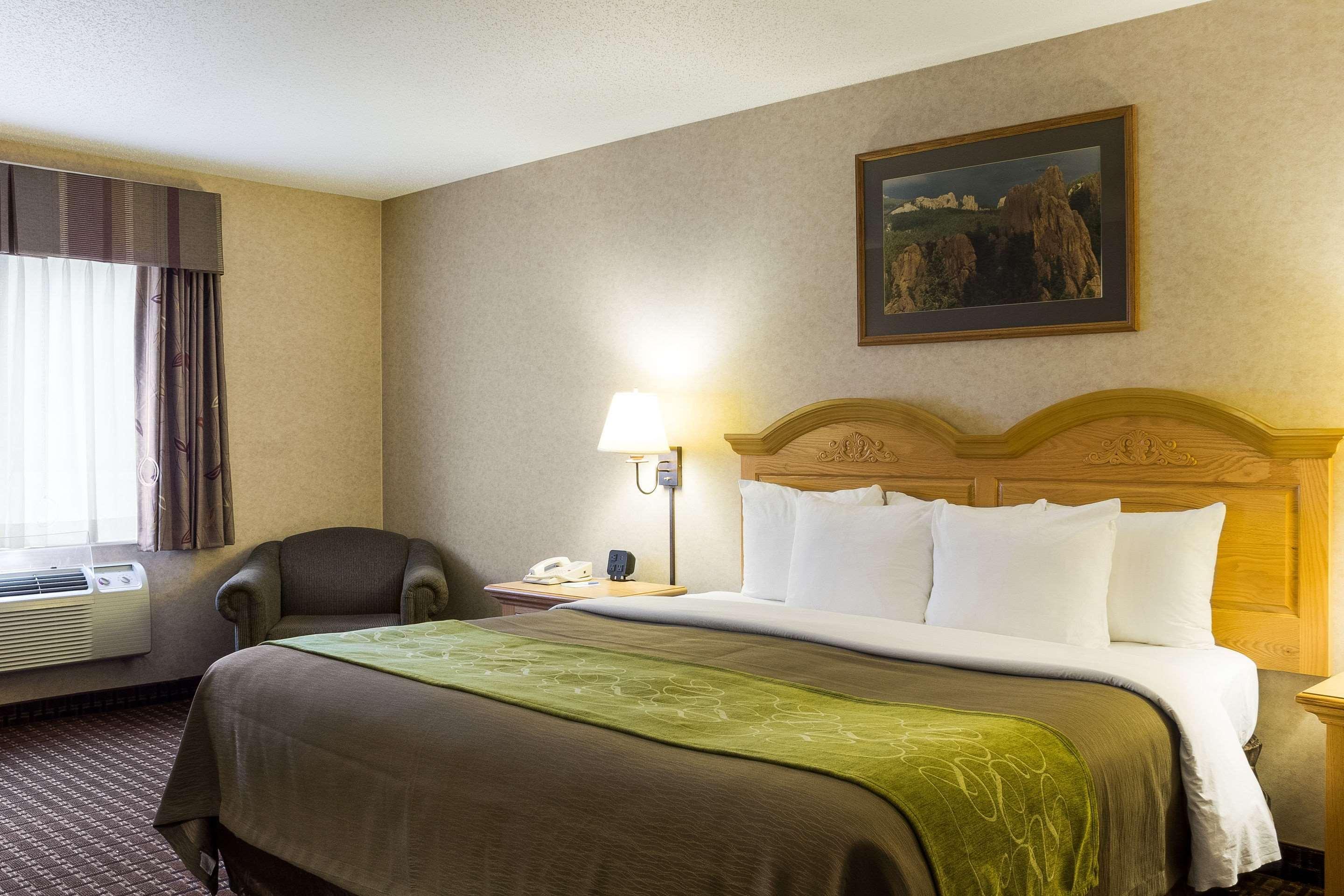 קאסטר Comfort Inn & Suites מראה חיצוני תמונה